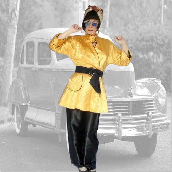 Vintage Satin Lounge Jacket, Quilted Smoking Robe, 1940s 40s Forties - Picture 9 of 14